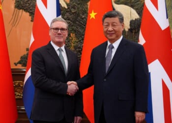 'Twists & turns' between UK & China don't serve our interests, Xi tells Keir