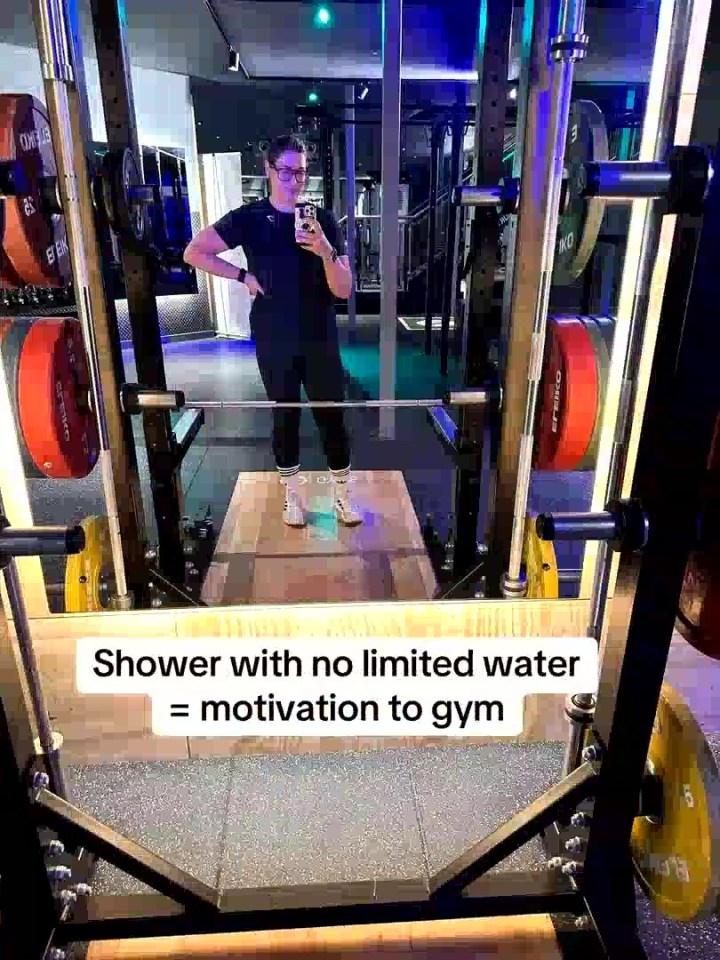 NINTCHDBPICT001054754891