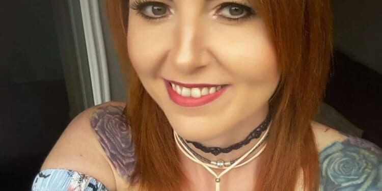 Randy couple caught enjoying broad daylight romp in front of horrified families at historic tourist attraction