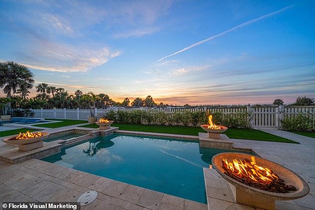 The property sits right on the edge of Clearwater Beach and has stunning views of the ocean