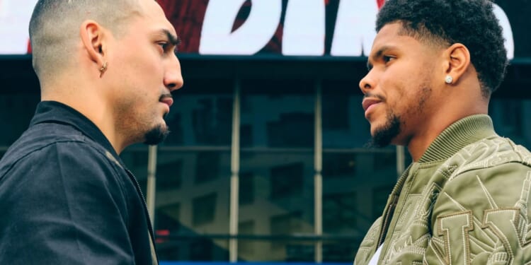 When are the ring-walks for huge world title bout?