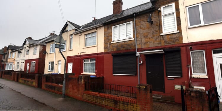 How quiet street was terrorised by shotgun thugs & left in ruin infested with rats