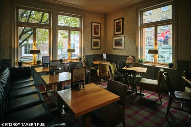 Once the haunt of London¿s literary elite, the pub, in the salubrious district of Fitzrovia, was said to have regularly attracted the likes of Virginia Woolf, Dylan Thomas and George Bernard Shaw