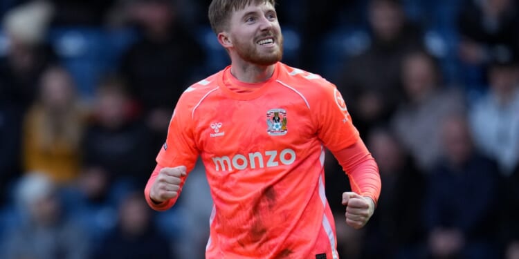 'Having a stinker' - Sherwood brutally trolled after slating Coventry before being interrupted by Lampard's men SCORING