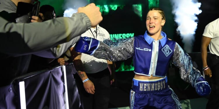 Battered and bruised Fran Hennessy survives late Ellie Bouttell comeback to earn mandatory WBC title status in epic war
