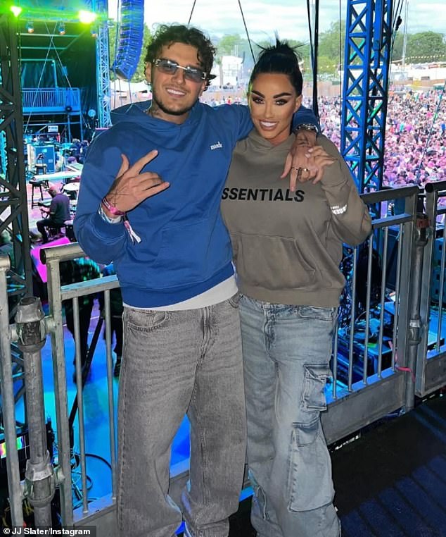 Earlier this month, the Daily Mail revealed that the former glamour model, 46, ended her two year relationship with the MAFS UK star (pictured together 2025)