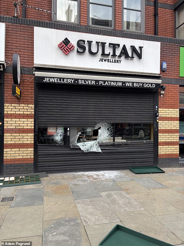 Sultan Jewellers in Uxbridge Road, Shepherds Bush, was targeted by several men who smashed the shop's windows with sledgehammers