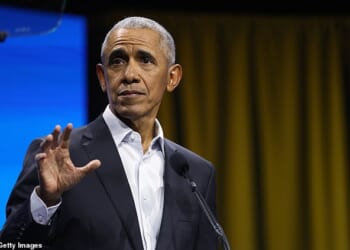 Former US President Barack Obama has made a rare political statement to condemn the Trump administration over the fatal shooting of 37-year-old nurse Alex Pretti in Minnesota