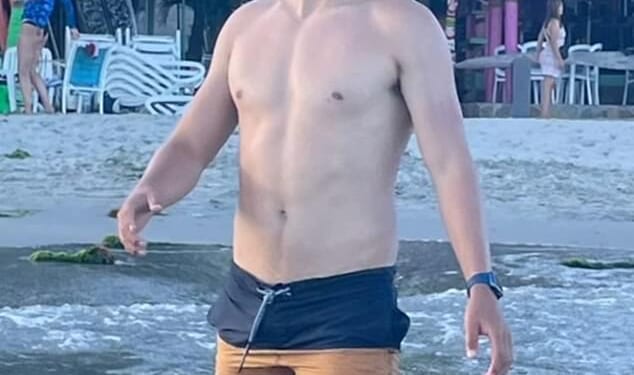 Sebastian Gomez-Pena, a keen cellist and rugby player, was in his third year of medical school when, aged 21, he dived into shallow water on holiday and struck his head, causing permanent spinal cord damage