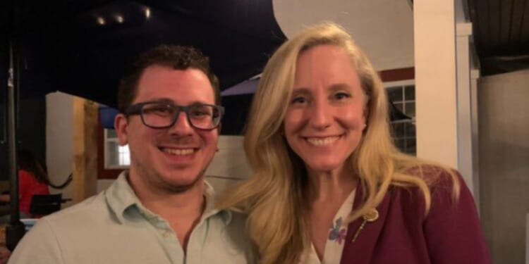 Randon Sprinkle of Virginia allegedly messaged an undercover FBI agent through an online dating platform.