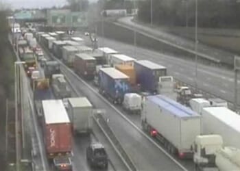 Dartford Crossing tunnel closed after lorry crash as drivers warned over mass delays
