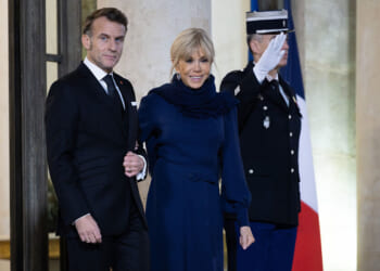 Discernment that shatters online falsehoods