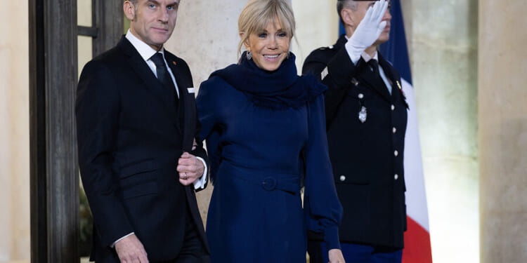 Discernment that shatters online falsehoods