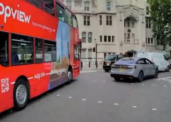 The car ran a red light, which is a motoring offence carrying three penalty points and a £100 fine