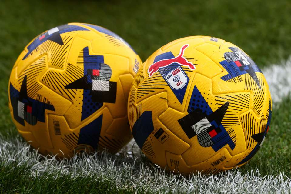 Burton Albion v Wycombe Wanderers, Sky Bet League One, Football, Pirelli Stadium, Burton upon Trent, UK - 13 Dec 2025