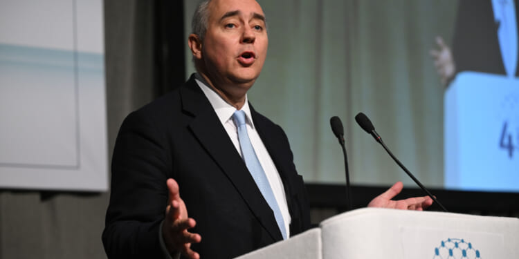 Former Tory Chairman: The Conservatives Must Tackle Immigration to Survive