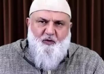 American Islamist preacher Mohamed Baajour, who has praised Hamas and is accused of spreading 'fundamentalist, antisemitic poison', is set to arrive in Britain next weekend