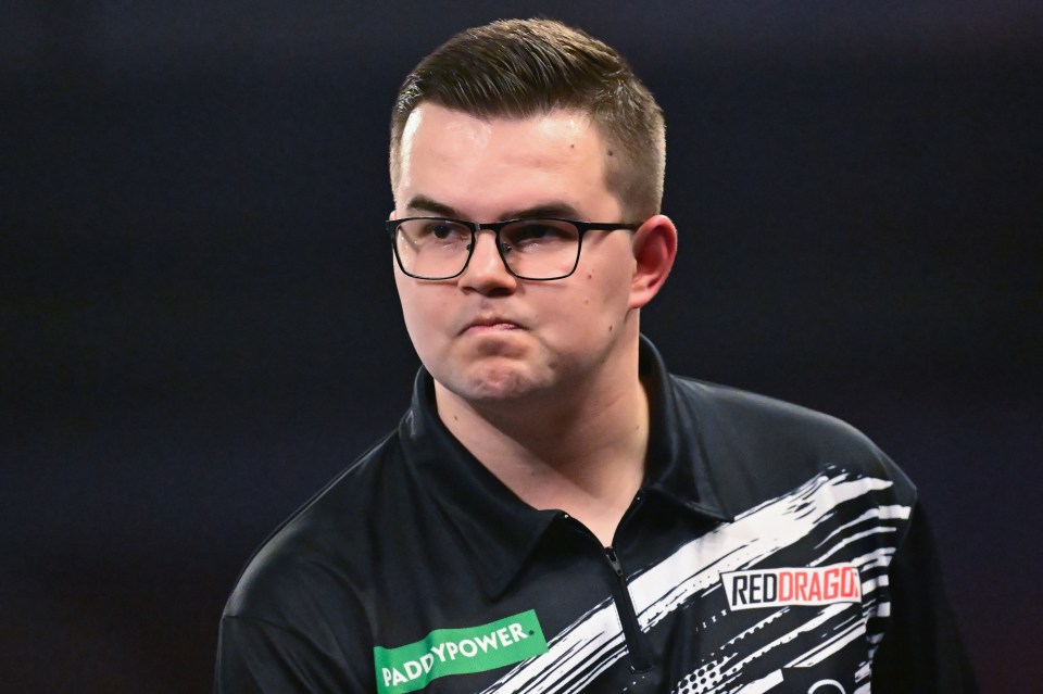 Gian van Veen during the 2025/26 World Darts Championship.