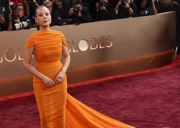 Golden Globes 2026 live: Red carpet kicks off awkwardly as star forced to correct photographers who shout wrong name