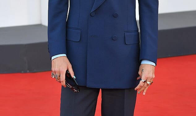 Harry Styles has been fiercely slammed by fans online after he charged nearly $1,000 for his concert tickets