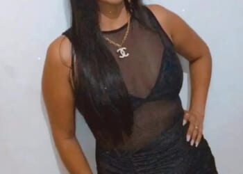 Kellen Oliveira Bretas Antunes, 42, from Brazil, was hospitalized after using a counterfeit weight loss drug, according to local reports (pictured)