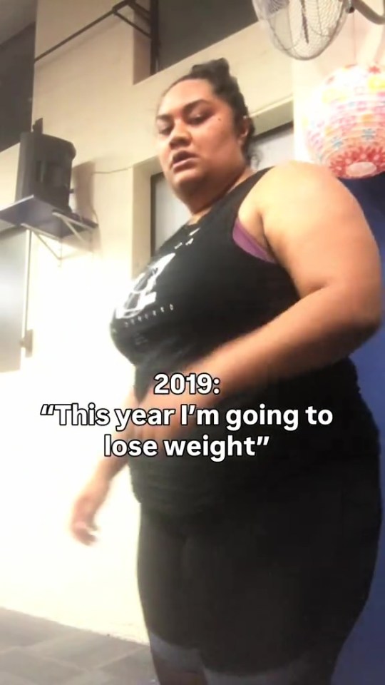 A person wearing a black tank top and shorts with the text "2019: 'This year I'm going to lose weight'" overlaid.