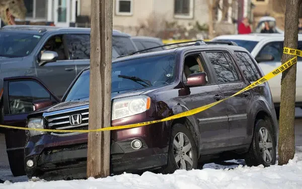 ICE Agent Kills Minneapolis Woman