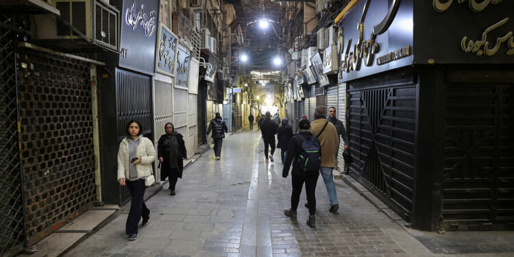 In Iran, Shah’s 1979 fall echoes in today’s protests