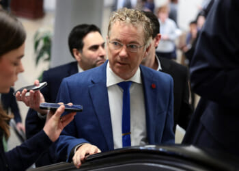 In war powers vote on Venezuela, Senate offers rare rebuke of Trump