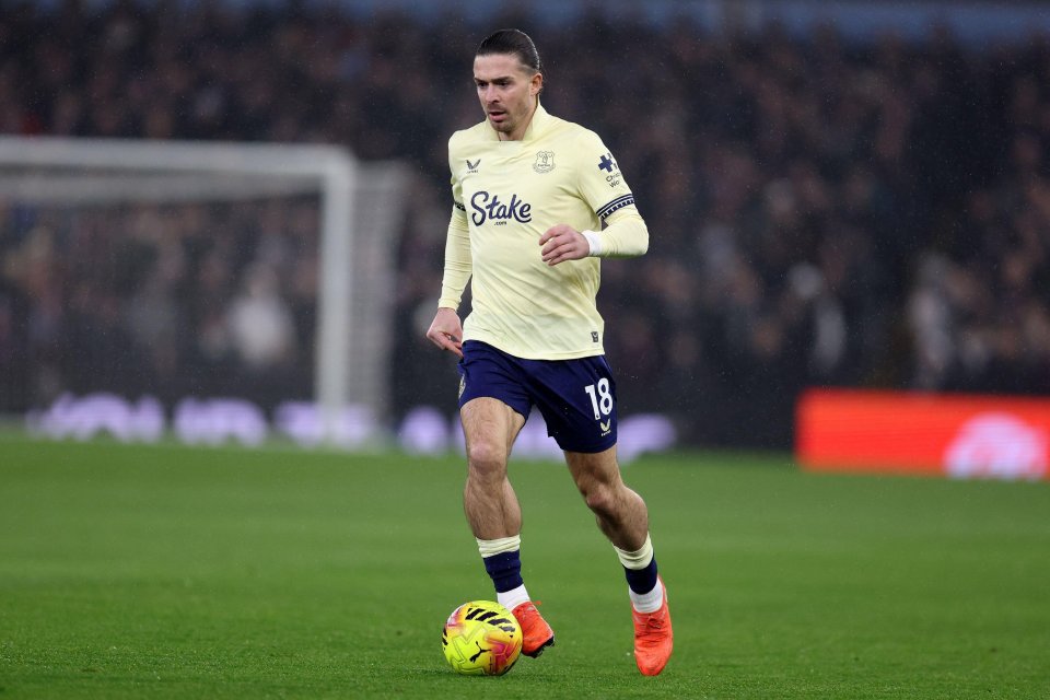 Birmingham, UK. 18th Jan, 2026. Jack Grealish of Everton in action. Premier League match, Aston Villa v Everton at Villa Park in Birmingham on Sunday 18th January 2026. this image may only be used for Editorial purposes. Editorial use only, pic by An
