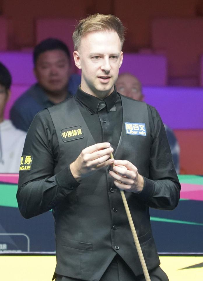Nanjing, China's Jiangsu Province. 5th Nov, 2025. Judd Trump of England reacts during the round of 16 match against Wu Yize of China at the 2025 World Snooker Tour International Championship in Nanjing, east China's Jiangsu Province, Nov. 5, 2025. Cr