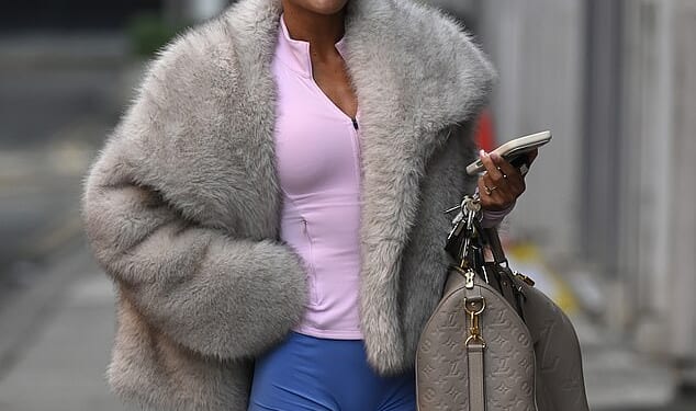 Molly Smith showed off her incredibly bronzed tan as she headed to the gym for an early morning workout on Sunday