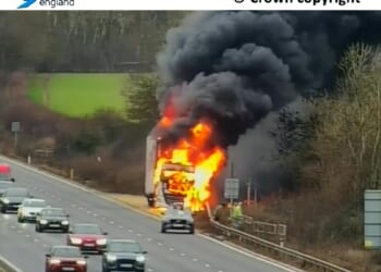 M1 grinds to halt due to huge lorry fire with drivers warned of hour delay and six miles of congestion