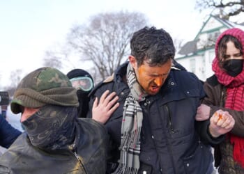 Minneapolis ICE shooting latest: Trump breaks silence as protests erupt over killing of suburban mom