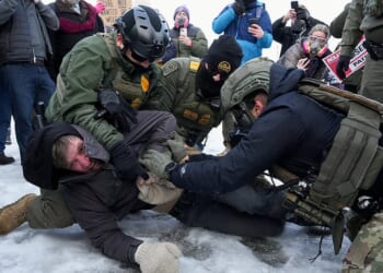 Minneapolis erupts as protesters clash with riot cops after ICE shoots Renee Nicole Good: Live updates
