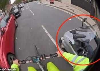 Terrifying footage has captured the moment two moped-riding criminals tried to steal an electric bike as the owner was riding it through London