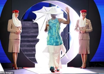 Style icon Naomi Osakahas sent the tennis world into meltdown following her sensational entrance for her first round match against Antonia Ruzic at the Australian Openon Tuesday