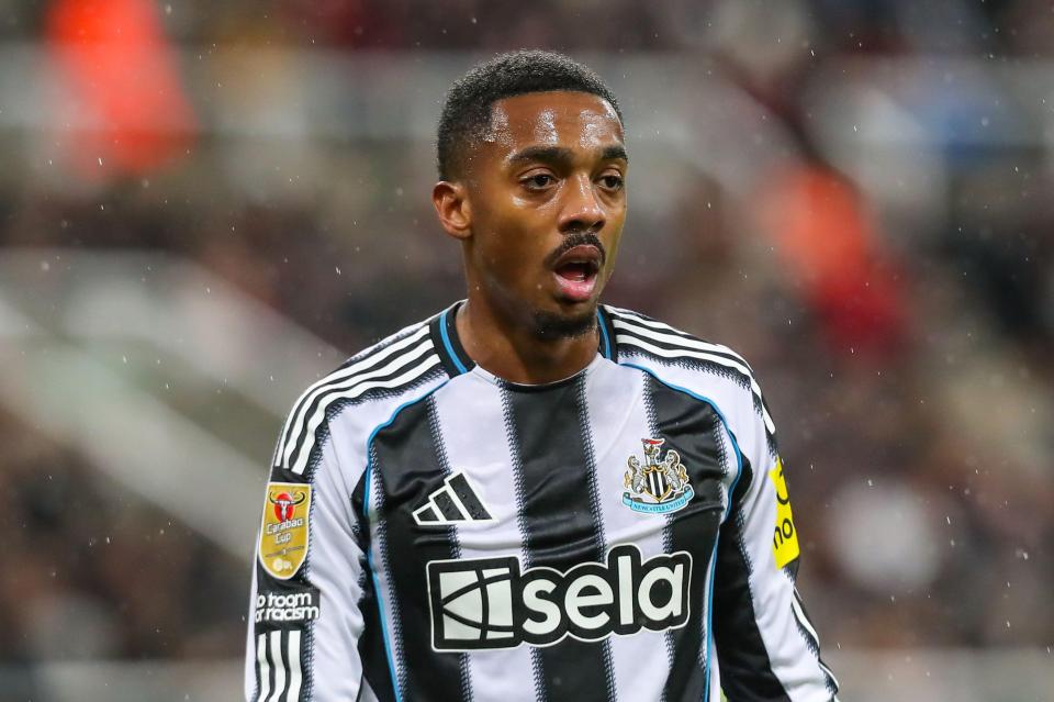 Newcastle Upon Tyne, UK. 17th Dec, 2025. Joe Willock Of Newcastle United during the Newcastle United v Fulham, Carabao Cup Quarter-Final match at St. James' Park, Newcastle Upon Tyne, England on 16 December 2025 Credit: Lee Keuneke/Every Second Media