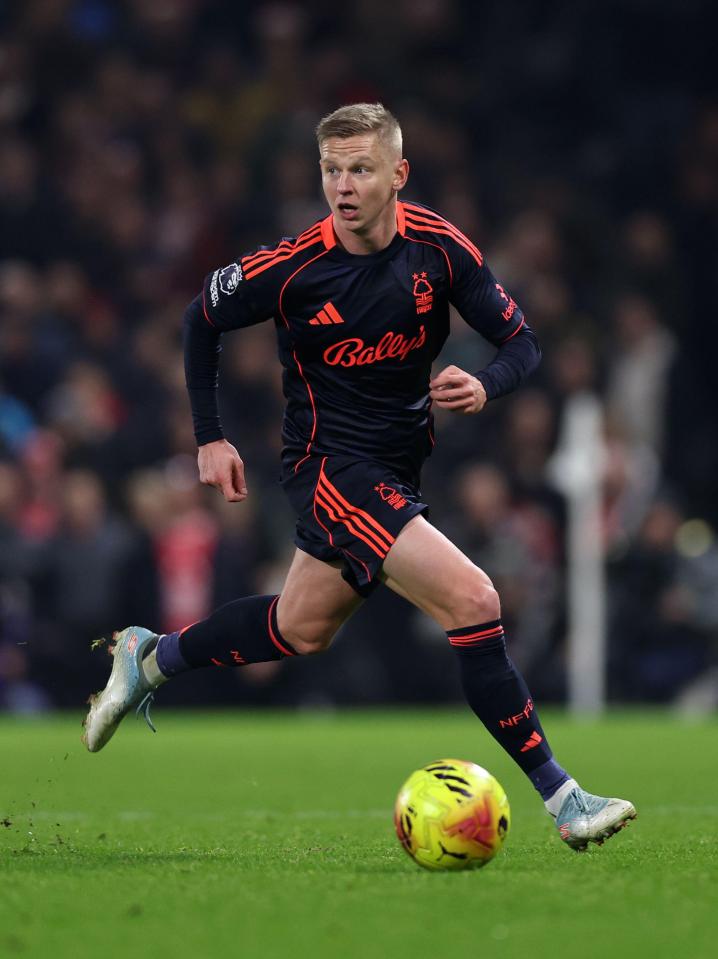 London, UK. 22nd Dec, 2025. Oleksandr Zinchenko of Nottingham Forest during the Fulham vs Nottingham Forest Premier League match at Craven Cottage, London. Picture credit should read: David Klein/Sportimage Credit: Sportimage Ltd/Alamy Live News