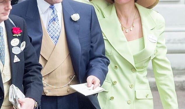 Romantic emails between Andrew Mountbatten-Windsor and Ghislaine Maxwellin which they told one another they loved each other is adding to speculation that the pair were romantically involved