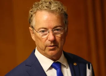 Senate Blocks War Powers Resolution on Venezuela