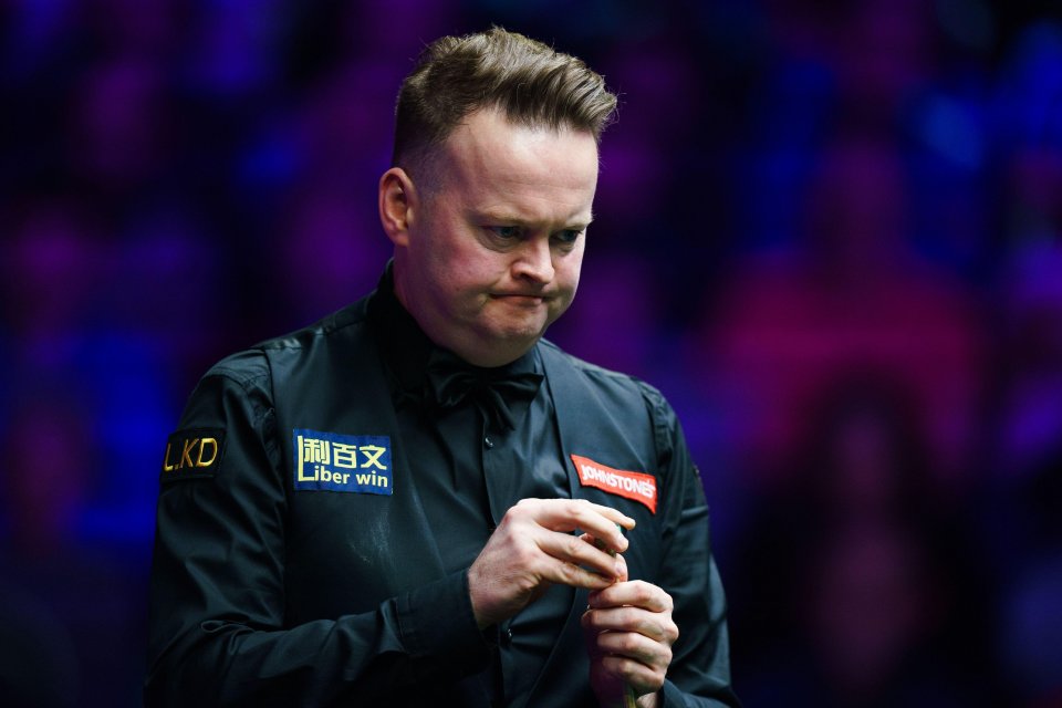 Snooker player Shaun Murphy looking frustrated during a match.