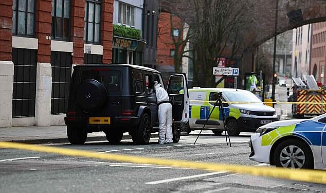 Emergency services rushed to Manchester city centre, where police found a man, aged in his 20s, with a gunshot wound to his leg inside a property at around 5am this morning