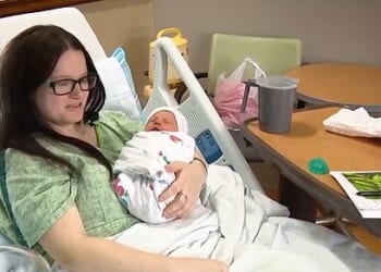 Amethyst Blumberg gave birth to a baby boy named Onyx King Easterlie just before 9am while finishing up her shift at a FedEx facility in Grimes, Iowa