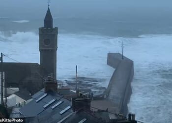 A video posted on social media shows the severe weather in Cornwall today