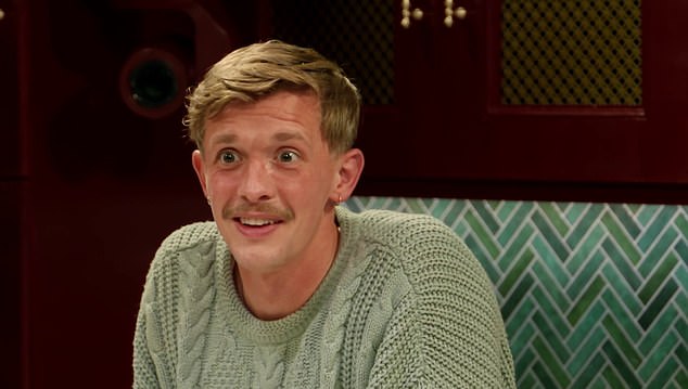 Shutting down the chat, a stunned and angered Rachel rushed to the kitchen to relay Fiona's accusations to the wider group, causing Fiona to outright declare that Rachel was a Traitor to everyone, sending their fellow Traitor Stephen into panic