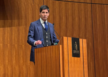 Trump taps Warsh, a Fed insider and outsider, to lead central bank