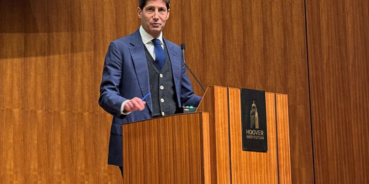 Trump taps Warsh, a Fed insider and outsider, to lead central bank