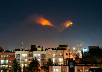 Trump’s Iran Threats Endanger His Presidency and Movement