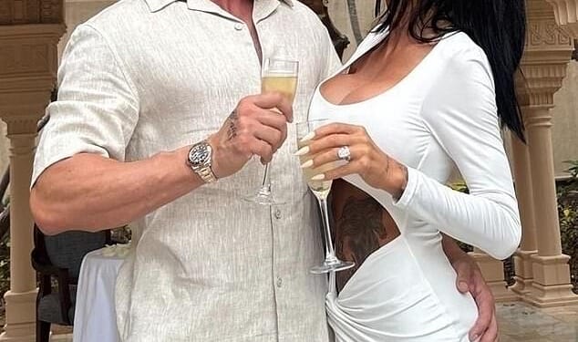 Katie Price set the internet on fire after flying to Dubai to marry her ninth fiance – a man she had only previously met online a few days earlier, the hunky ‘billionaire’ Lee Andrews